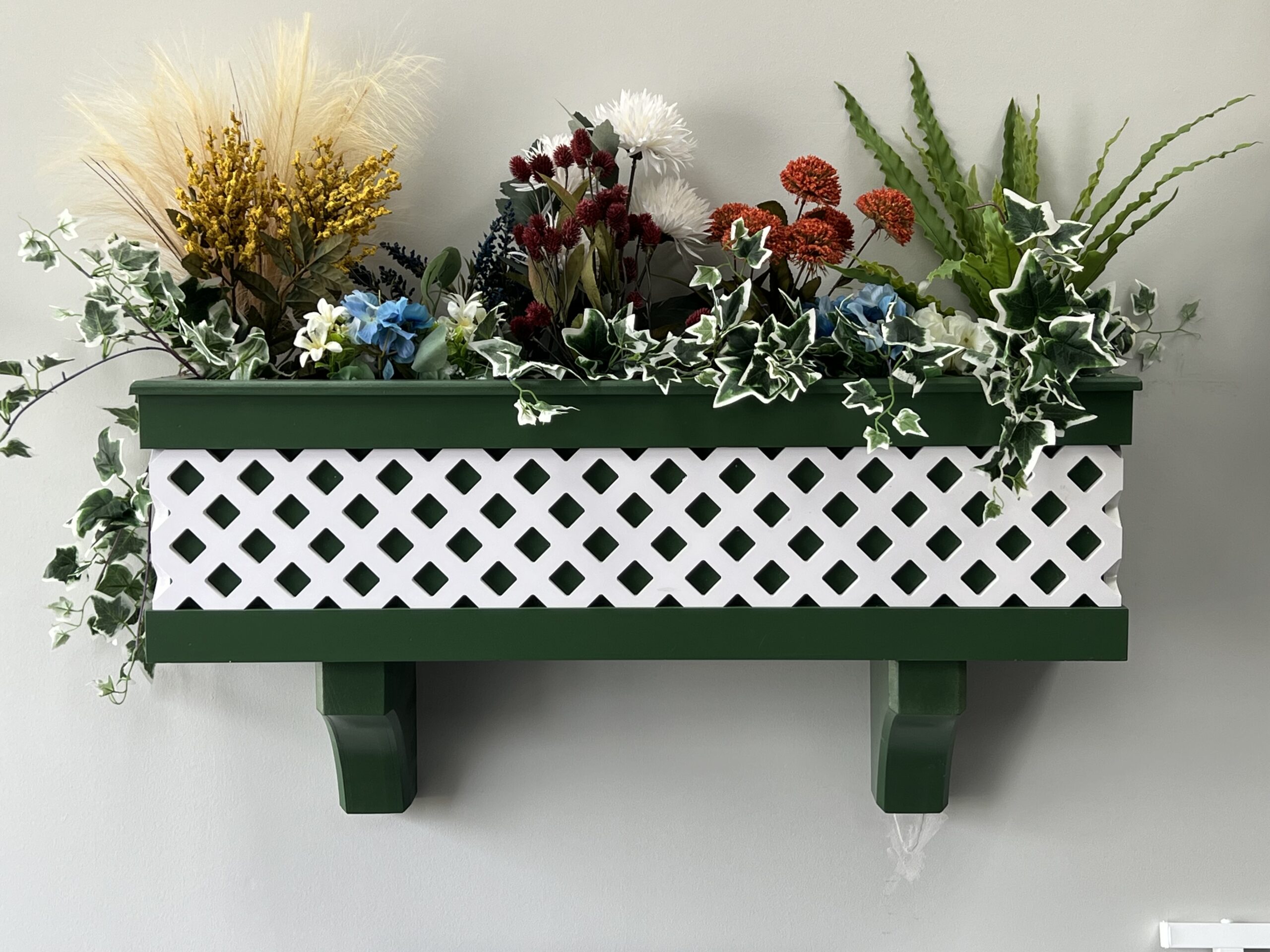 Lattice Window Box FB0005 Columns Plus